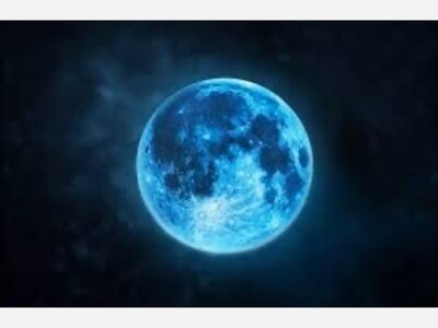 A Super Blue Moon and Saturn: A Rare Astronomical Treat